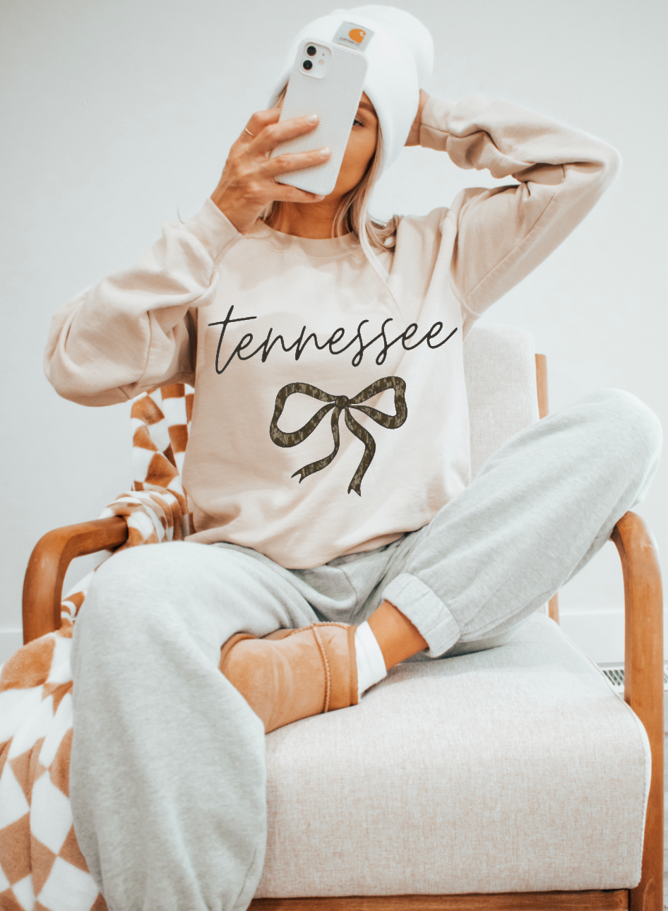 Tennessee Script Camo Bow Crewneck Sweatshirt